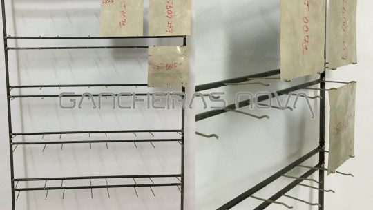 Gancheira para pintura pó: o impacto no custo da produção